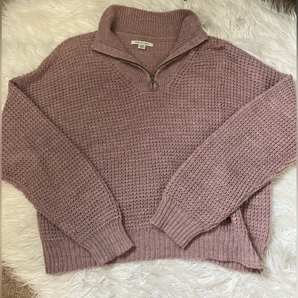 American Eagle pullover with zipper
